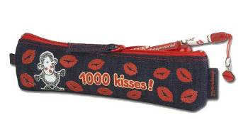 Джинсовый пенал «1000 Kisses», размер 20х6х1 см.