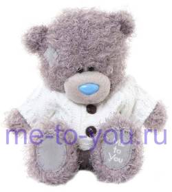Медвежонок Тедди с новой шерсткой в белой вязаной кофточке, размер 18 см.