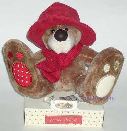 Медвежонок Биг Фут в модной шляпке и шарфе, размер 15 см.