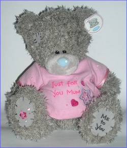 Медвежонок в розовой футболке "Just for you Mum", размер 23 см.